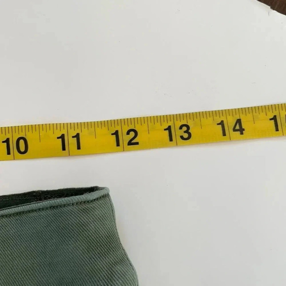 SPANX Stretch Twill Ankle Cargo Pant Soft sage NWT women’s size SP Shaping - Picture 9 of 15